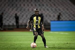 法媒：吉达联合愿意放走34岁坎特，球员被推荐给摩纳哥、巴黎FC