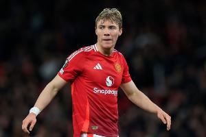 天空：那不勒斯仍在与曼联就霍伊伦进行谈判，球员本人愿意加盟