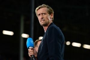 克劳奇：感觉曼联有三个二门，不理解为何没签多纳鲁马或马丁内斯